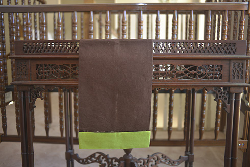 Multicolor Hemstitch Guest Towel. Fudge with Bright Lime border